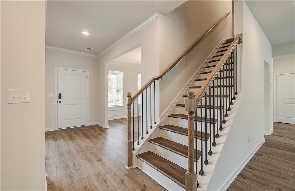 5 bedroom, 4 bathroom, 3,167 sq ft single family residence under contract at 1846 Kingsmere Run Drive, Loganville, GA 30052 — photo 7