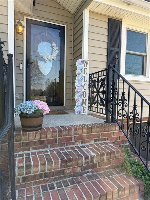 3 bedroom, 2 bathroom, 1,500 sq ft single family residence for sale at 338 Kinsey Street, Rossville, GA 30741 — photo 3