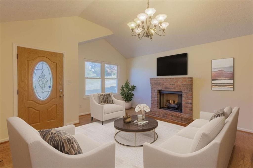 3 bedroom, 2 bathroom, 1,500 sq ft single family residence for sale at 338 Kinsey Street, Rossville, GA 30741 — photo 5