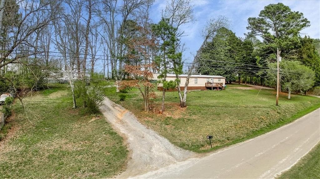 12 bedroom, 10 bathroom, 3,136 sq ft single family residence for sale at 217 Robin Rd Road, Jasper, GA 30143 — photo 3