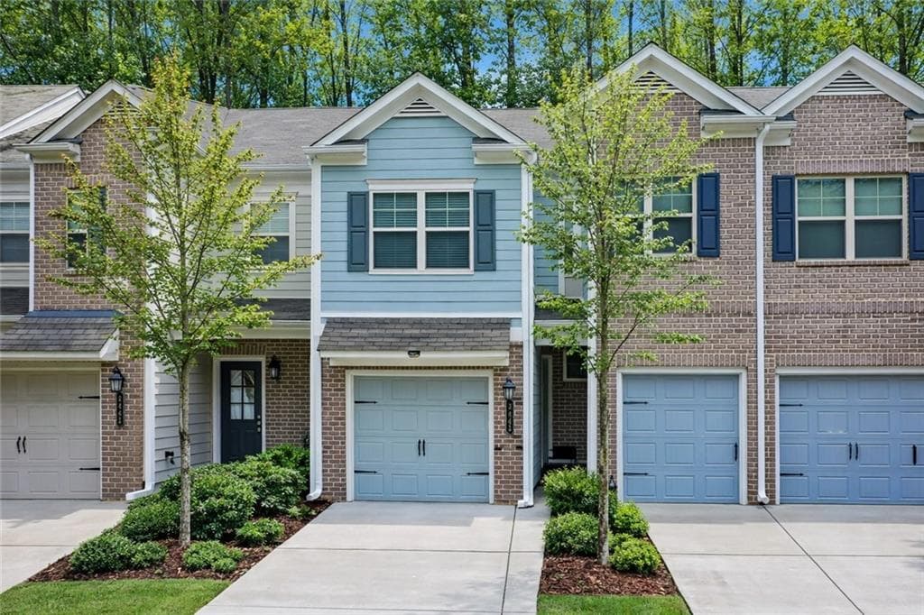 3 bedroom, 3 bathroom, 1,780 sq ft townhouse sold at 2441 Norwood Park Crossing, Atlanta, GA 30340