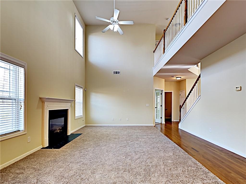 4 bedroom, 3 bathroom, 2,724 sq ft single family residence for sale at 1091 Forest Creek Drive, Canton, GA 30115 — photo 4