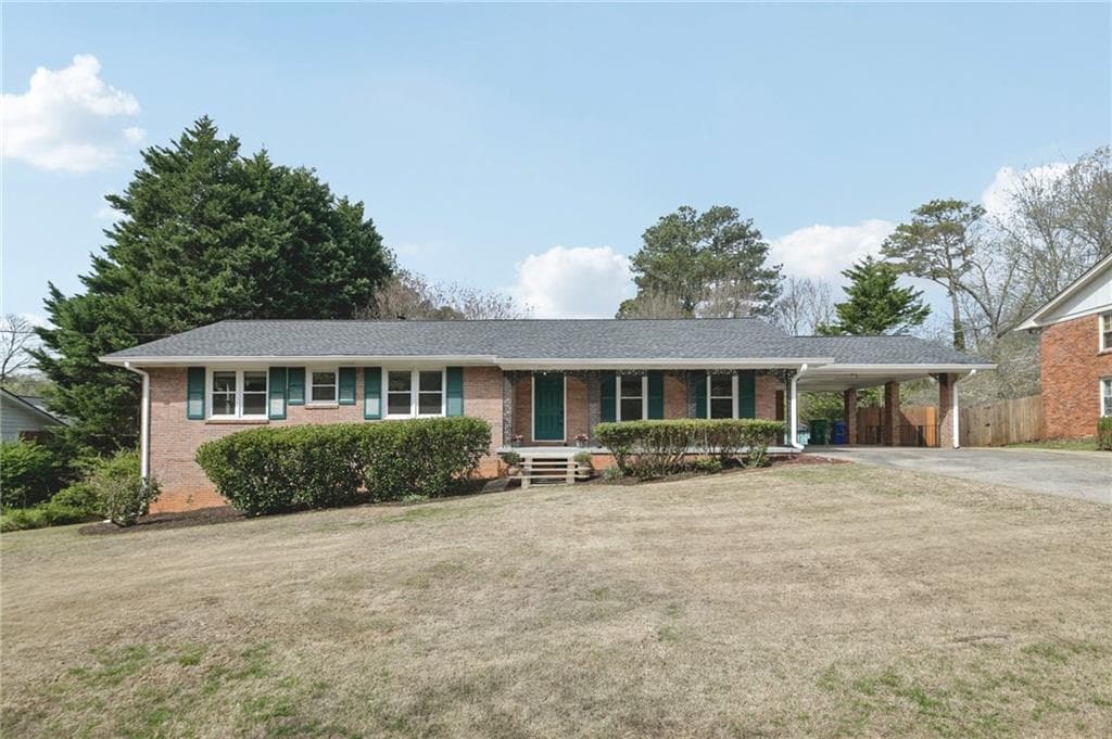 4 bedroom, 3 bathroom, 2,050 sq ft single family residence sold at 3112 Galangale Way, Atlanta, GA 30340