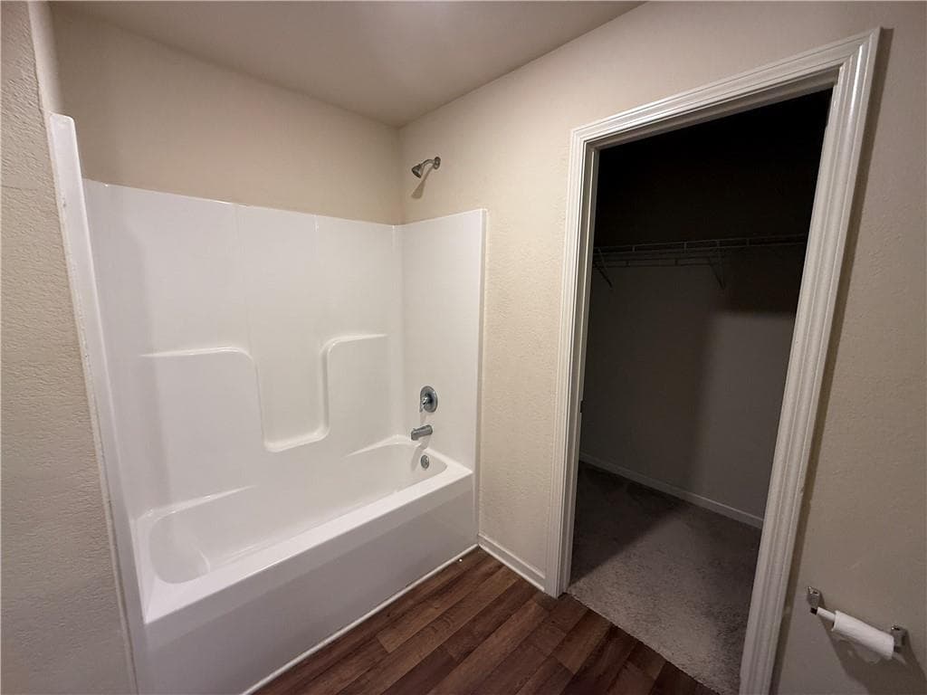 4 bedroom, 3 bathroom, 1,837 sq ft single family residence for sale at 906 Independence Avenue, Pendergrass, GA 30567 — photo 9