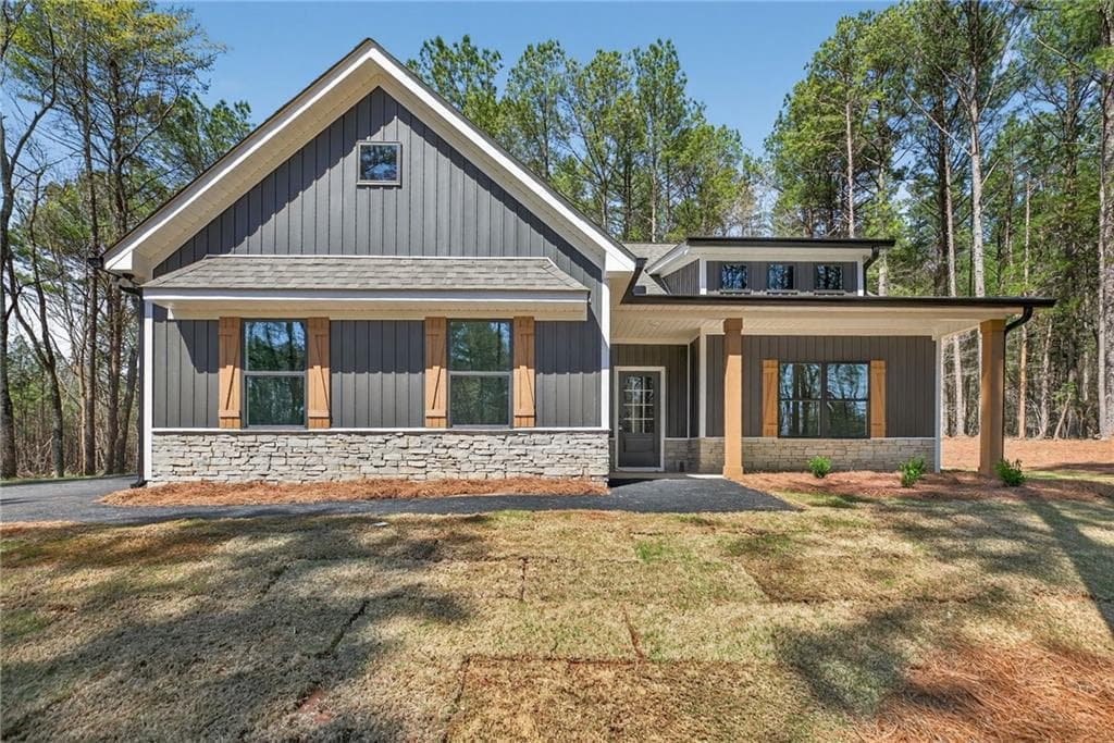 3 bedroom, 2 bathroom, 1,488 sq ft single family residence sold at 971 Drummond Road, Lindale, GA 30178