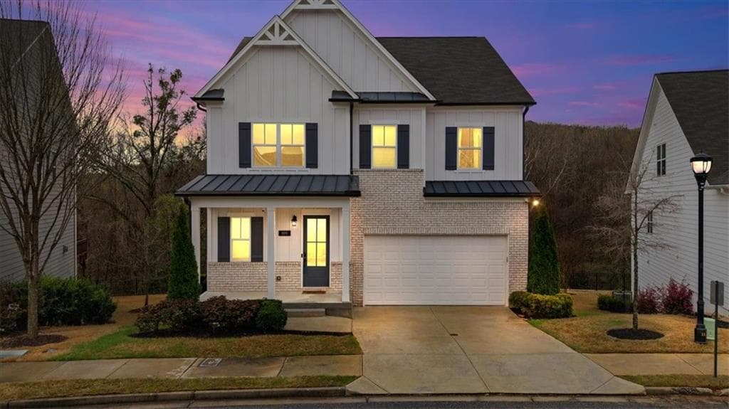 899 Samples Lane, Atlanta, GA 30318 — most recent listing photo