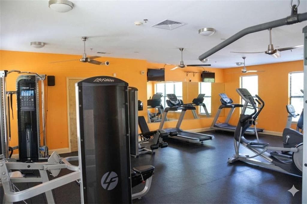1 bedroom, 1 bathroom, 696 sq ft condominium under contract at 898 Oak Street 3218, Atlanta, GA 30310 — photo 9