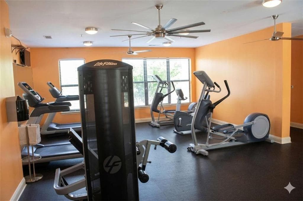 1 bedroom, 1 bathroom, 696 sq ft condominium under contract at 898 Oak Street 3218, Atlanta, GA 30310 — photo 10