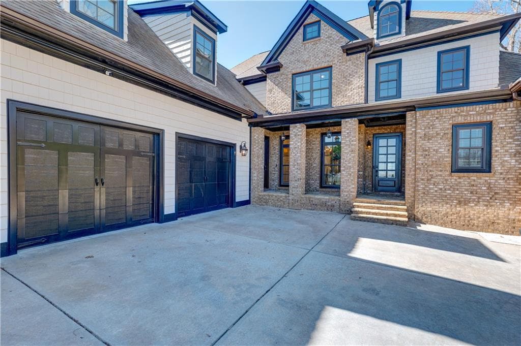 6 bedroom, 6 bathroom, 7,207 sq ft single family residence for sale at 1049 Highland Village Trail, Mableton, GA 30126 — photo 3