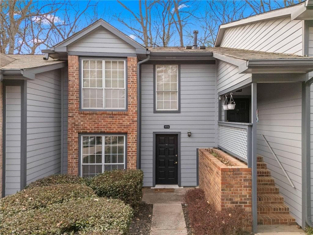 1176 Weatherstone Drive, Atlanta, GA 30324 — most recent listing photo