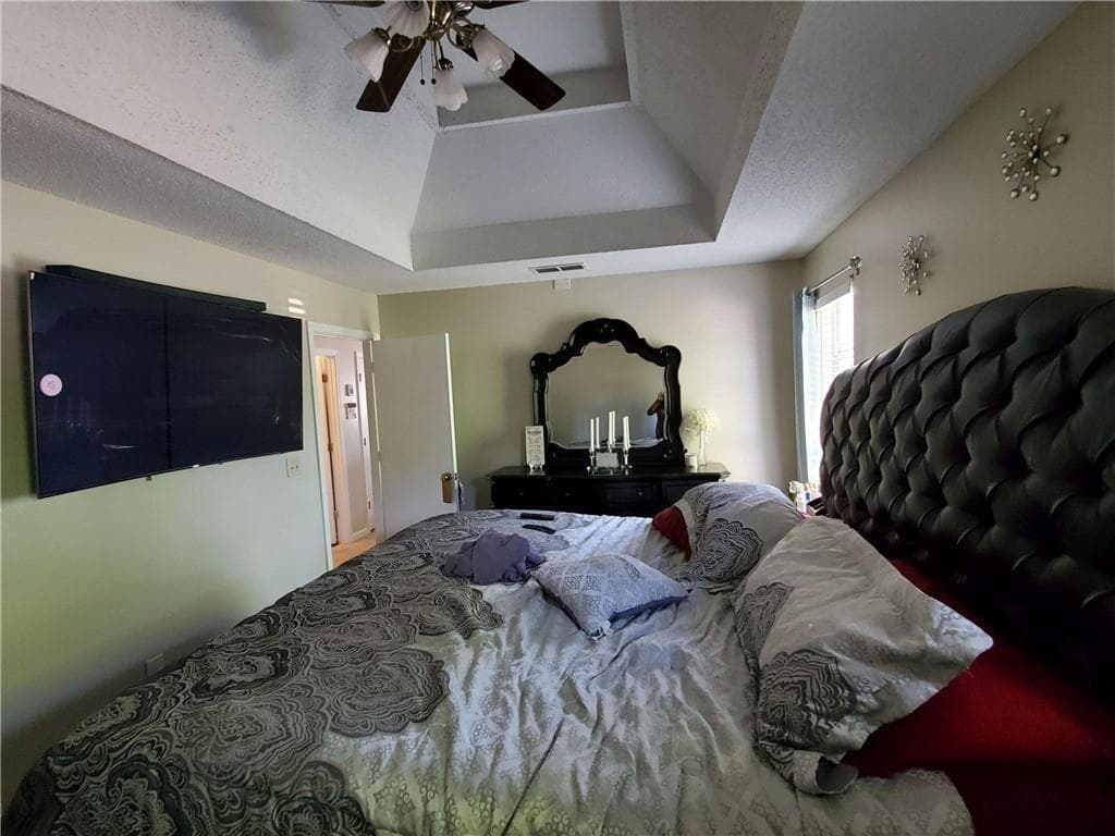 4 bedroom, 3 bathroom single family residence for sale at 6238 Phillips Lake Cove, Lithonia, GA 30058 — photo 5