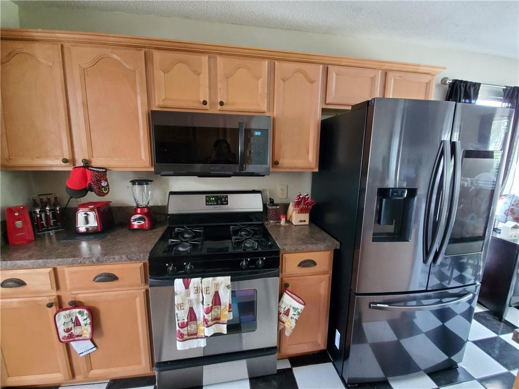4 bedroom, 3 bathroom single family residence for sale at 6238 Phillips Lake Cove, Lithonia, GA 30058 — photo 6