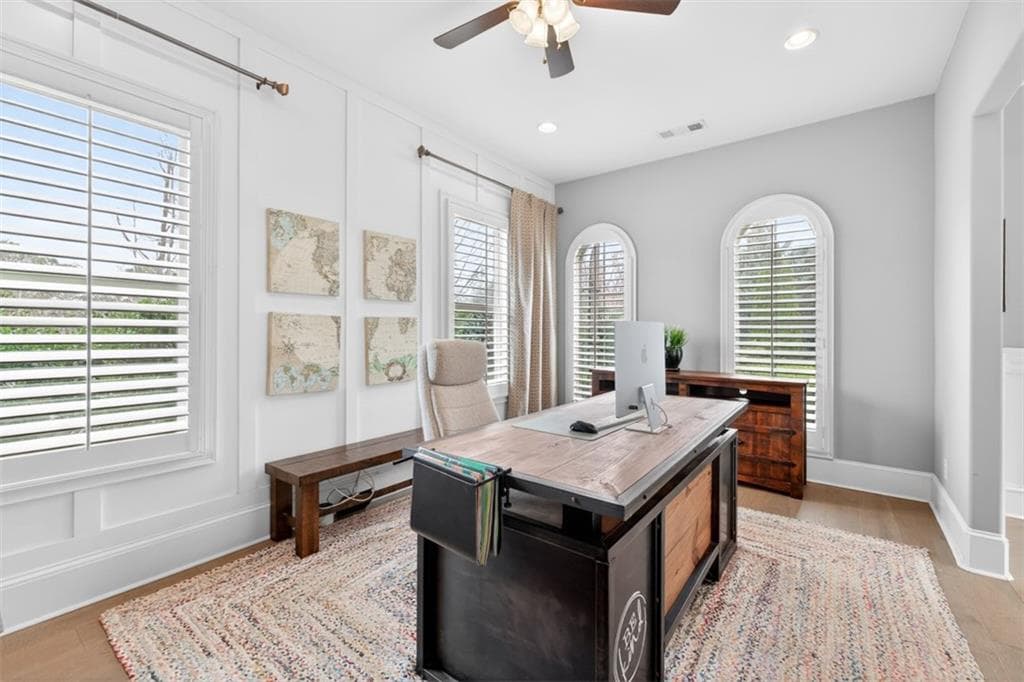 6 bedroom, 7 bathroom, 6,101 sq ft single family residence for sale at 6509 Snug Harbor Court, Flowery Branch, GA 30542 — photo 9