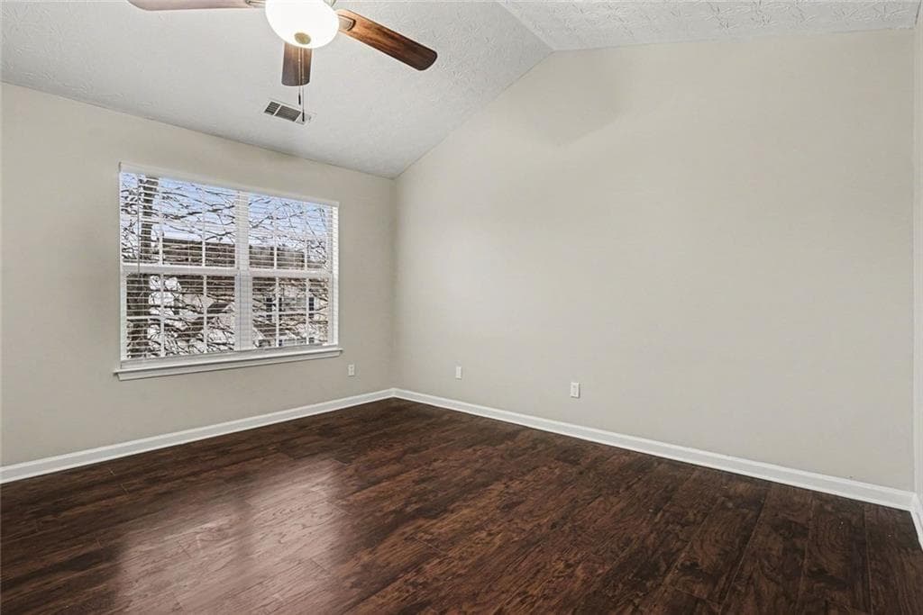 4 bedroom, 3 bathroom, 1,813 sq ft single family residence under contract at 396 Clearsprings Drive, Lawrenceville, GA 30046 — photo 7
