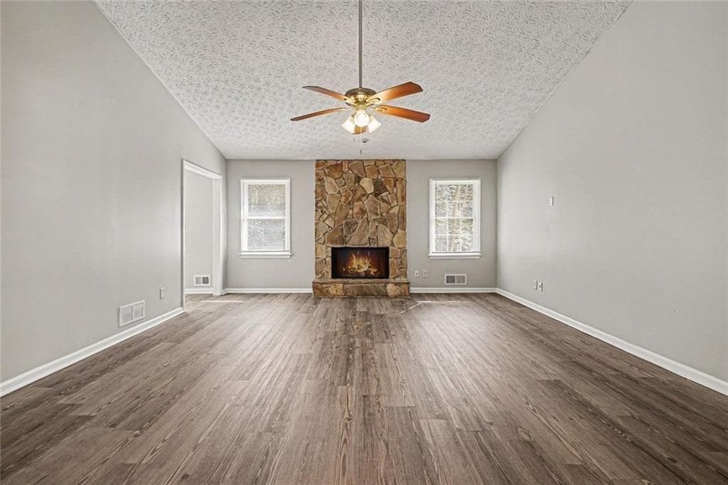 3 bedroom, 2 bathroom, 1,556 sq ft single family residence for sale at 2060 Lost Forest Lane, Conyers, GA 30094 — photo 4