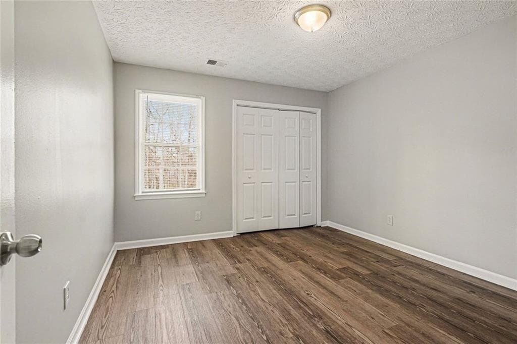 3 bedroom, 2 bathroom, 1,556 sq ft single family residence for sale at 2060 Lost Forest Lane, Conyers, GA 30094 — photo 7