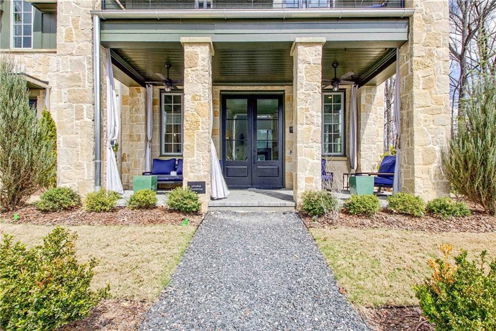 3 bedroom, 3 bathroom, 1,887 sq ft single family residence for sale at 335 2nd Street, Fayetteville, GA 30214 — photo 6