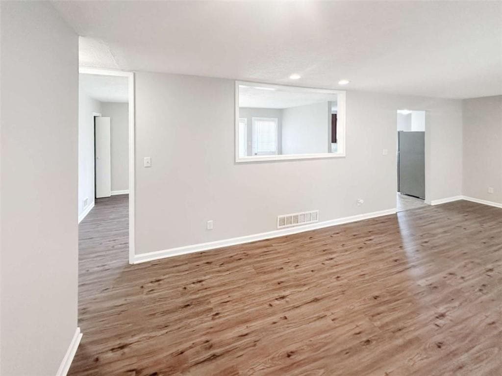 4 bedroom, 3 bathroom, 2,058 sq ft single family residence for sale at 4060 W Stubbs Road, South Fulton, GA 30349 — photo 8