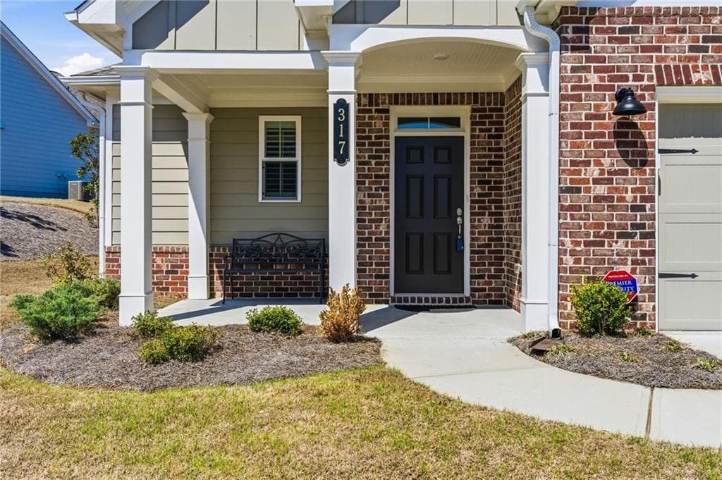 2 bedroom, 3 bathroom, 1,726 sq ft single family residence under contract at 317 Mcqueen Way, Canton, GA 30115 — photo 2