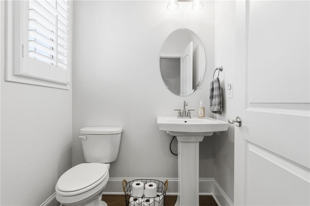 2 bedroom, 3 bathroom, 1,726 sq ft single family residence under contract at 317 Mcqueen Way, Canton, GA 30115 — photo 3