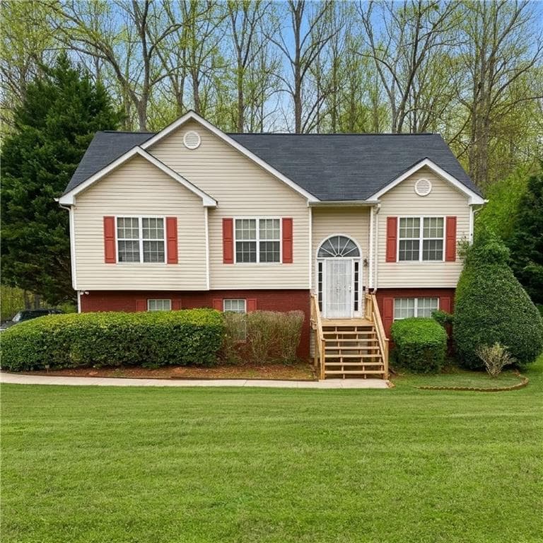 4 bedroom, 3 bathroom, 2,001 sq ft single family residence under contract at 3110 Water Brook Drive, Conyers, GA 30094