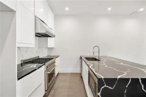 3 bedroom, 5 bathroom townhouse for rent at 223 16th Street 8, Atlanta, GA 30363 for $5,500 a month — photo 6