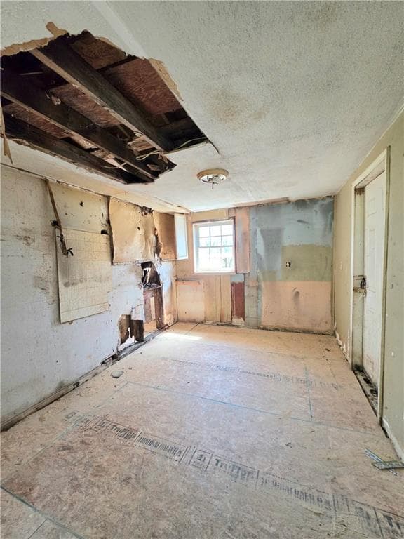 4 bedroom, 1 bathroom, 1,120 sq ft single family residence for sale at 7074 Hammond Way, Lithonia, GA 30058 — photo 6