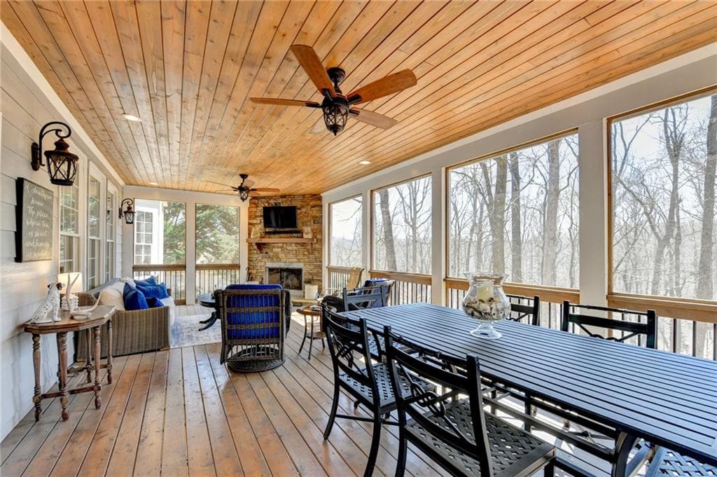 6 bedroom, 4 bathroom, 2,944 sq ft single family residence under contract at 4930 N River Drive, Cumming, GA 30041 — photo 5