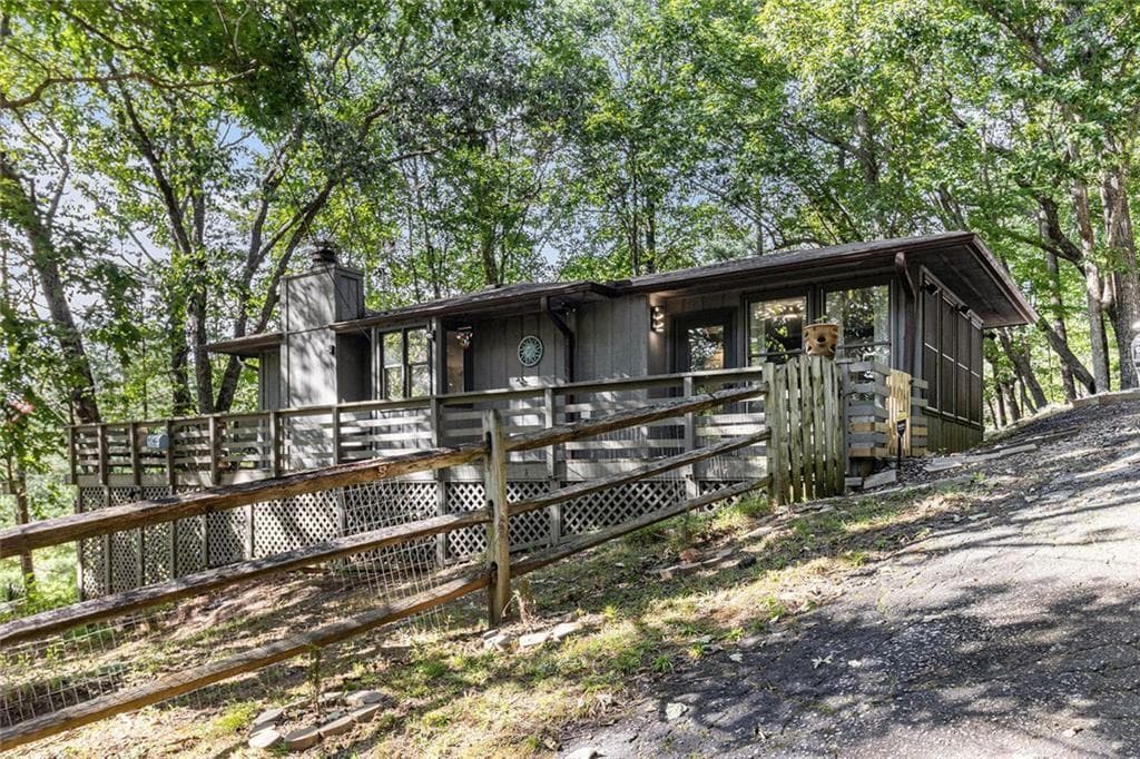 220 Fox Den Circle, Jasper, GA 30143 — most recent listing photo