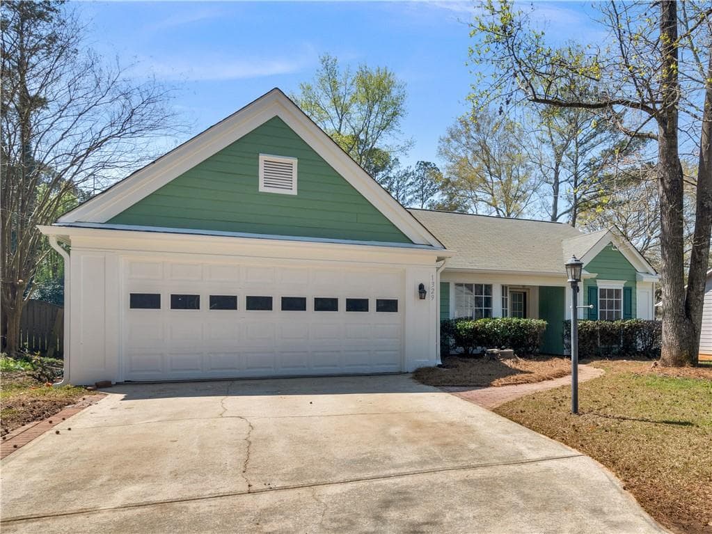 1329 Birdsong Lane, Hampton, GA 30228 — most recent listing photo