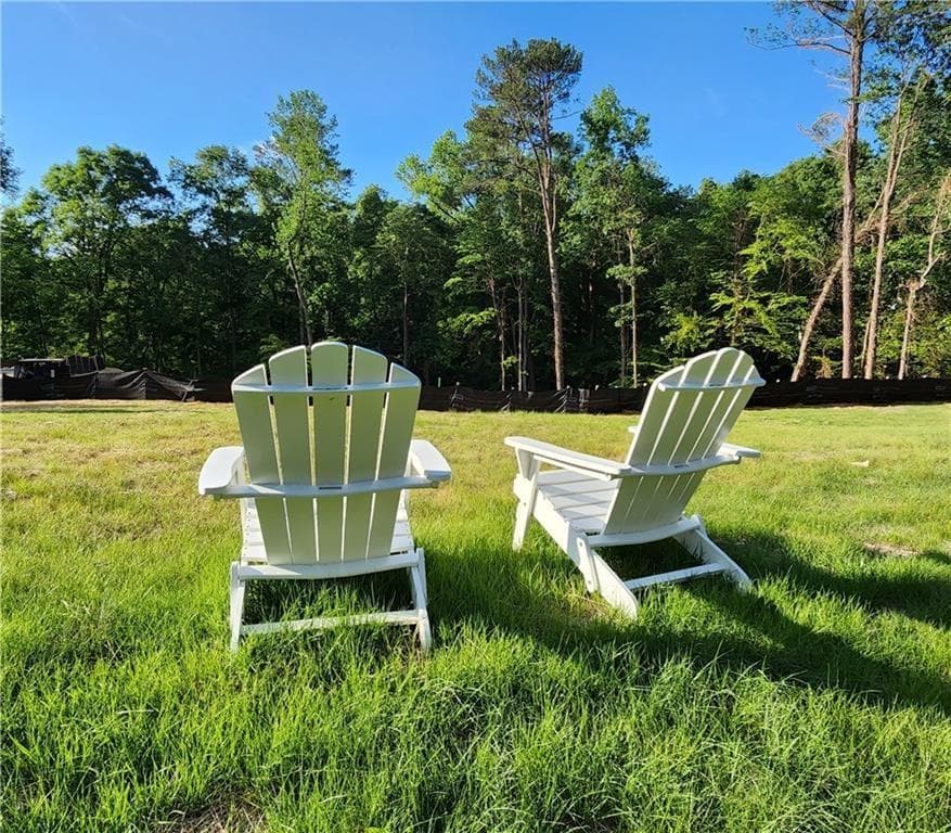 single family residence for sale at 750 Mount Vernon Highway, Atlanta, GA 30327 — photo 2