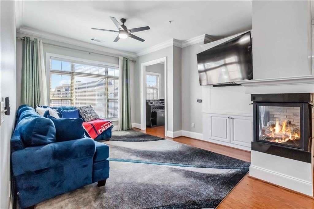 2 bedroom, 2 bathroom, 1,457 sq ft condominium for sale at 2300 Peachford Road 1410, Atlanta, GA 30338 — photo 3