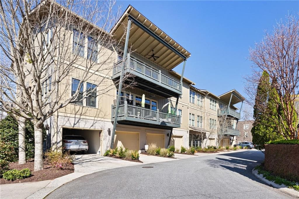 402 Prosper Circle 203, Marietta, GA 30060 — most recent listing photo