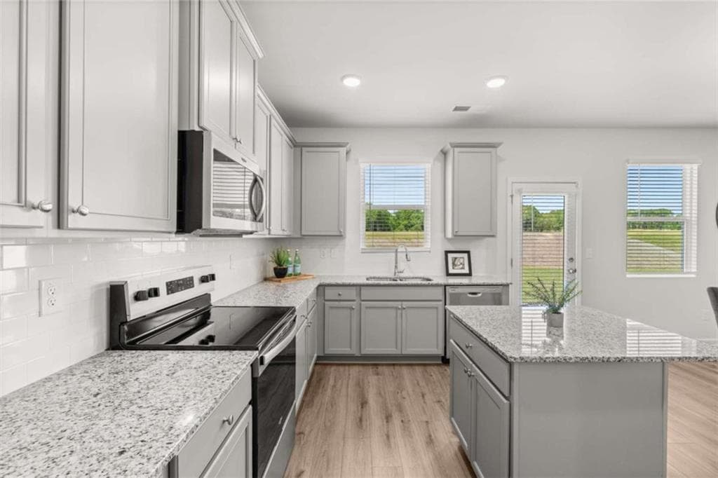 3 bedroom, 3 bathroom, 1,814 sq ft single family residence for sale at 107 Maplewood Lane, Conyers, GA 30094 — photo 8