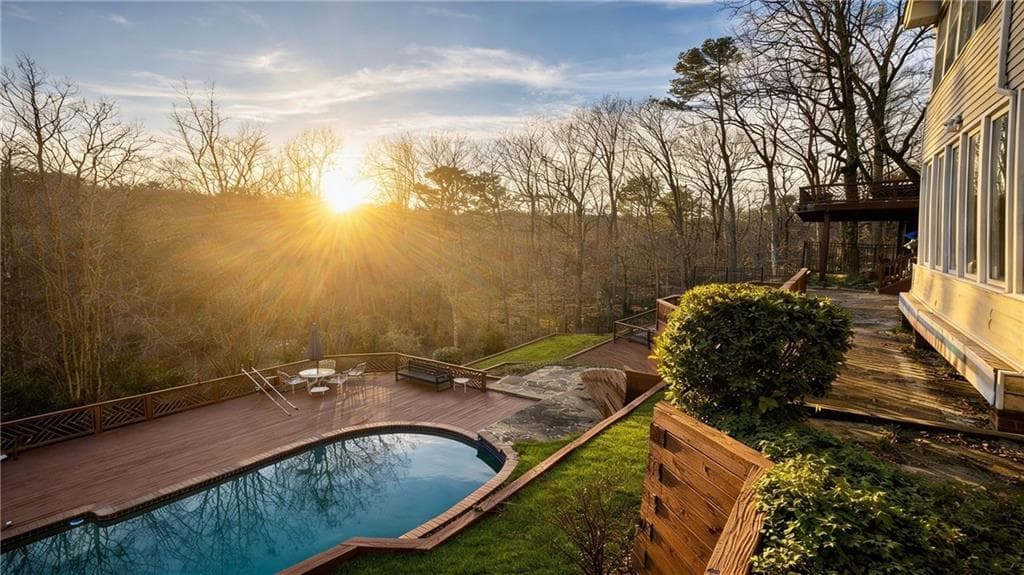 6 bedroom, 5 bathroom, 5,766 sq ft single family residence under contract at 4070 RUNNYMEDE Drive, Lilburn, GA 30047 — photo 3