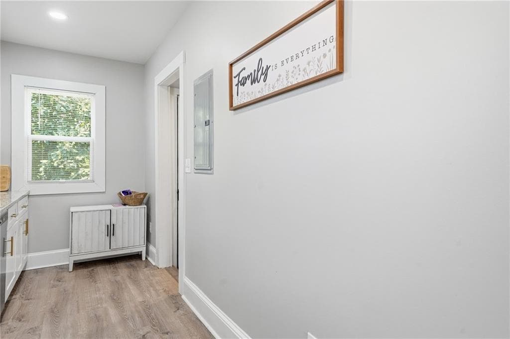 2 bedroom, 2 bathroom, 1,005 sq ft single family residence for sale at 763 Jones Avenue, Atlanta, GA 30314 — photo 10