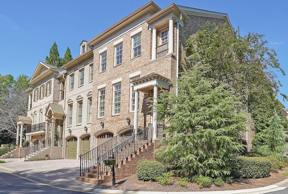 9062 Riverbend Manor, Alpharetta, GA 30022 — most recent listing photo