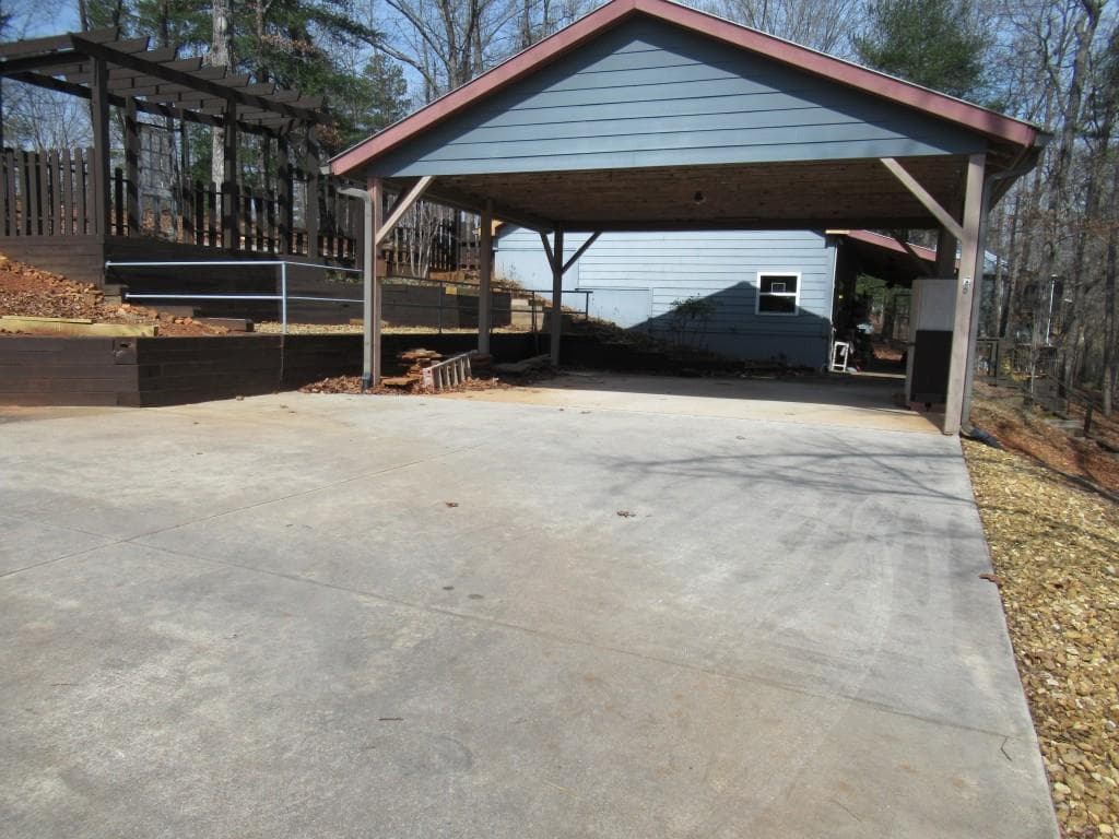 1 bedroom, 1 bathroom, 1,040 sq ft single family residence for sale at 378 Laurel Circle, Dahlonega, GA 30533 — photo 9