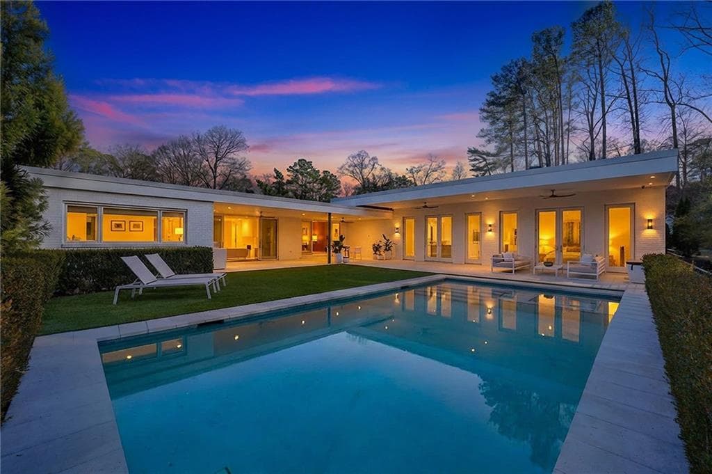 6 bedroom, 6 bathroom, 4,492 sq ft single family residence sold at 1834 Wildwood Place, Atlanta, GA 30324