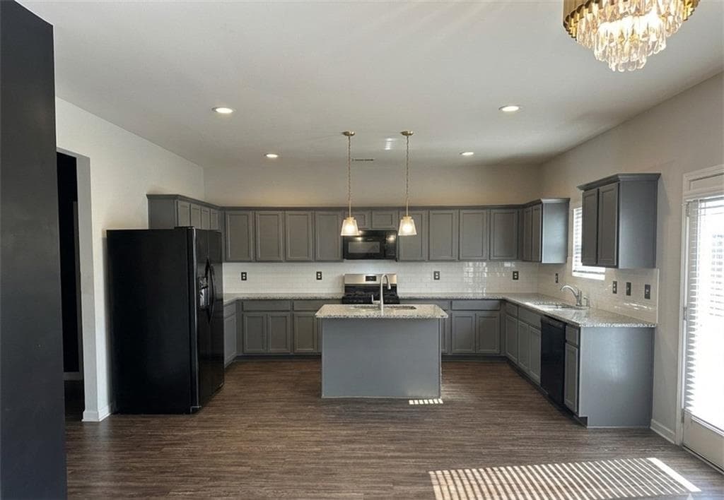 5 bedroom, 4 bathroom, 2,857 sq ft single family residence for sale at 637 Emporia Loop, Mcdonough, GA 30253 — photo 6