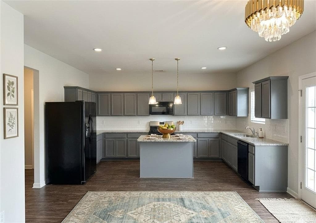 5 bedroom, 4 bathroom, 2,857 sq ft single family residence for sale at 637 Emporia Loop, Mcdonough, GA 30253 — photo 7
