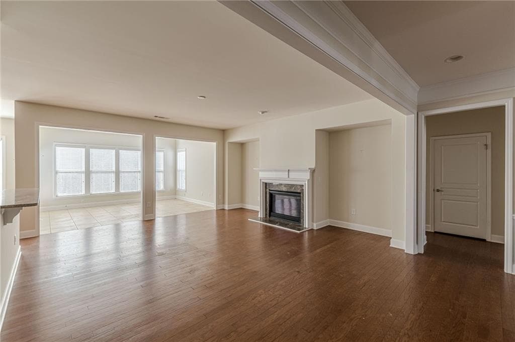2 bedroom, 2 bathroom, 2,238 sq ft single family residence for sale at 1010 Amicalola Court, Griffin, GA 30223 — photo 5