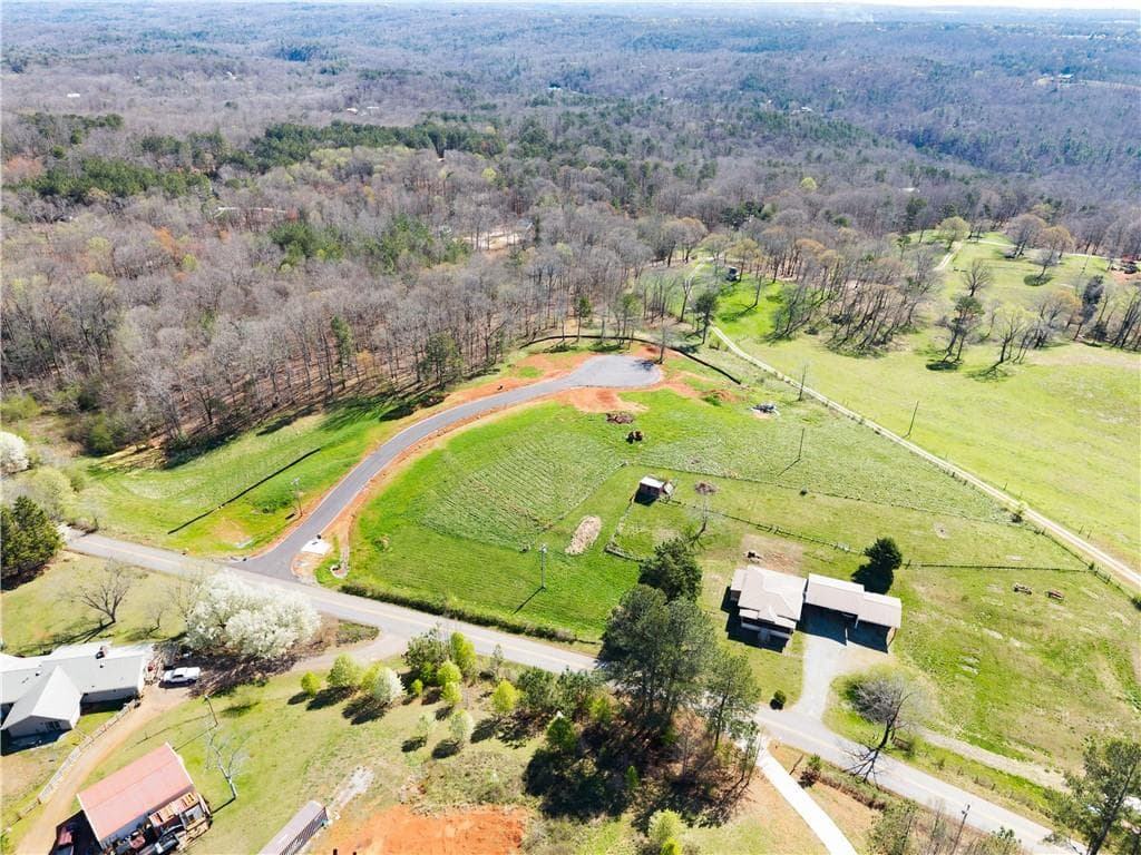 4 bedroom, 3 bathroom, 1,900 sq ft single family residence under contract at 88 White Oak Court, Cleveland, GA 30528 — photo 7
