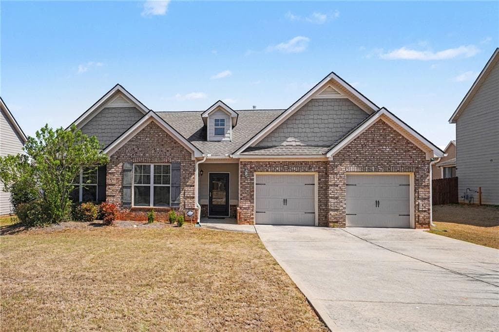 3 bedroom, 2 bathroom, 2,356 sq ft single family residence sold at 1611 Stillriver Run Drive, Mcdonough, GA 30252
