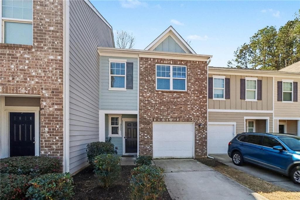 3 bedroom, 3 bathroom, 1,488 sq ft townhouse for sale at 3155 Tarian Way, Decatur, GA 30034 — photo 3