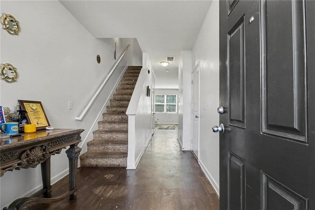 3 bedroom, 3 bathroom, 1,488 sq ft townhouse for sale at 3155 Tarian Way, Decatur, GA 30034 — photo 8