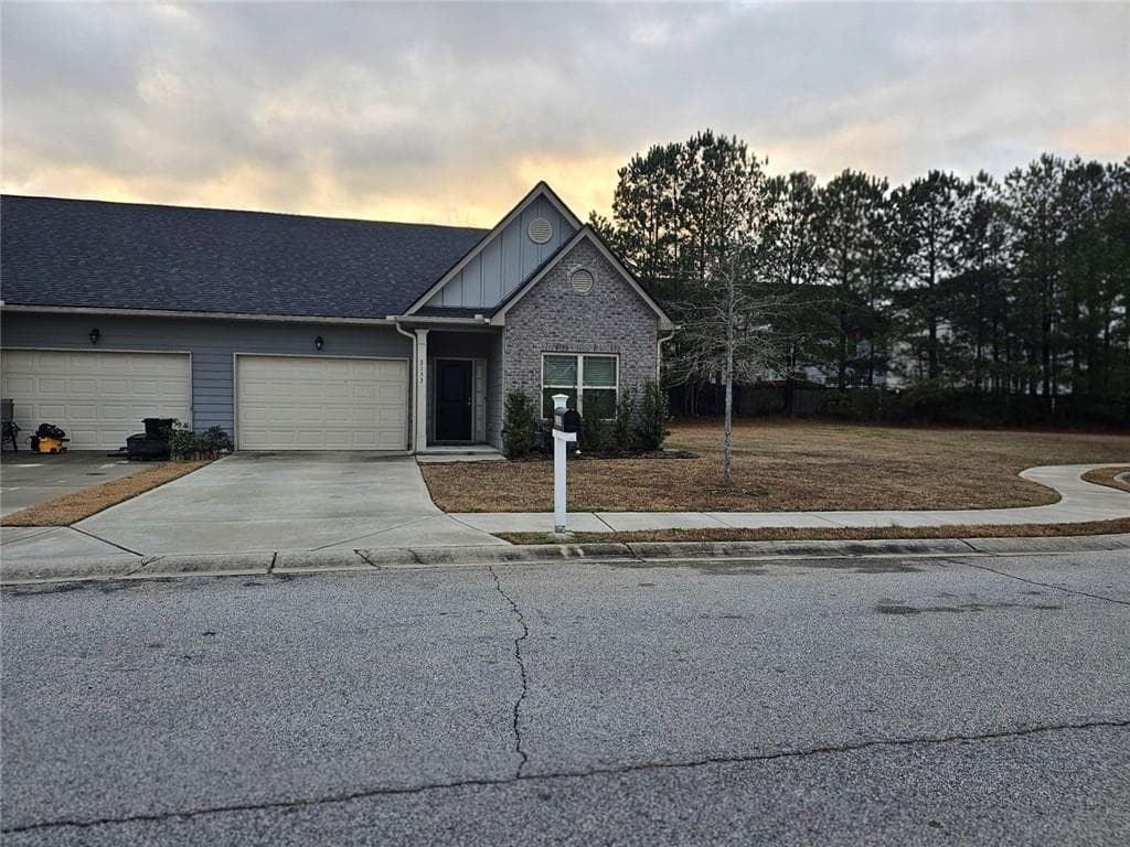 2153 Red Oak Circle, Union City, GA 30291 — most recent listing photo