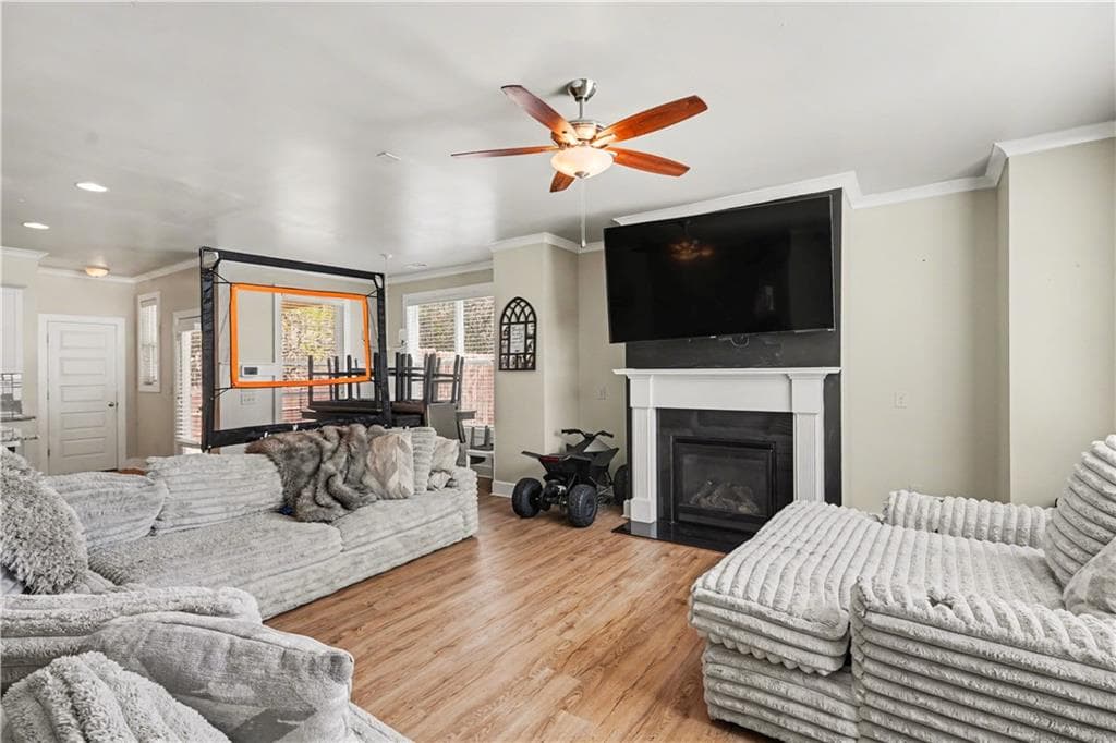 3 bedroom, 3 bathroom, 1,904 sq ft single family residence for sale at 2652 Tilson Road, Decatur, GA 30032 — photo 6