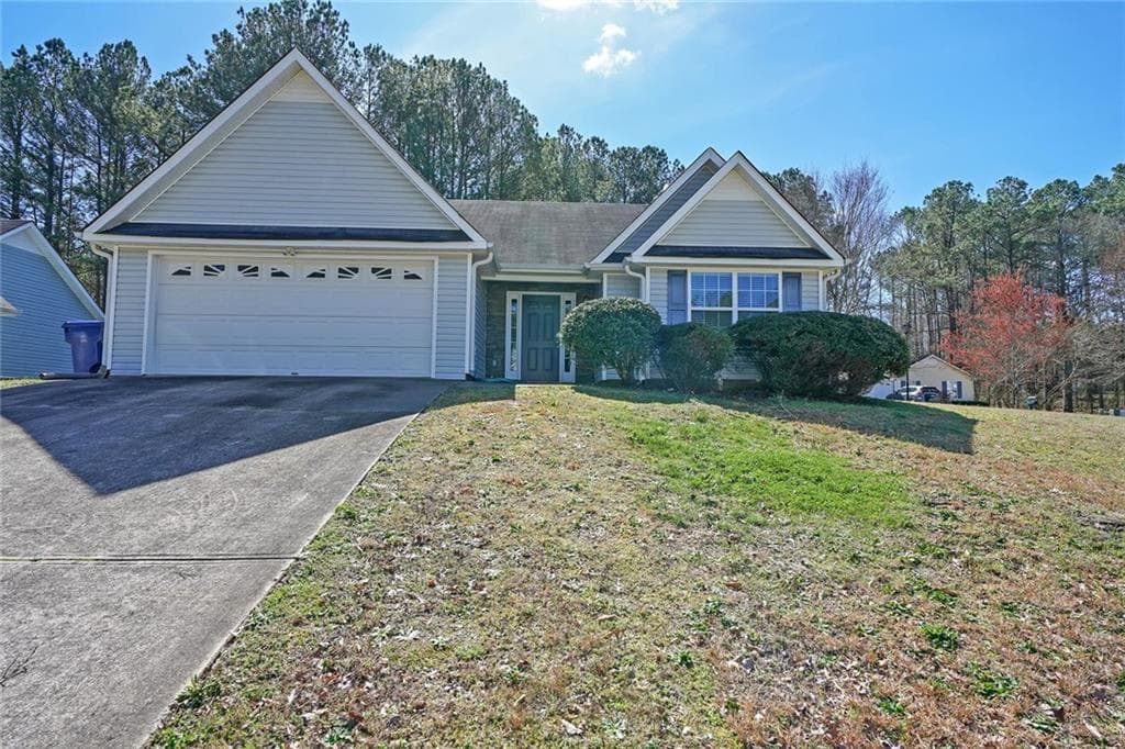 3 bedroom, 2 bathroom, 1,359 sq ft single family residence sold at 211 W Bridge Drive, Dallas, GA 30157