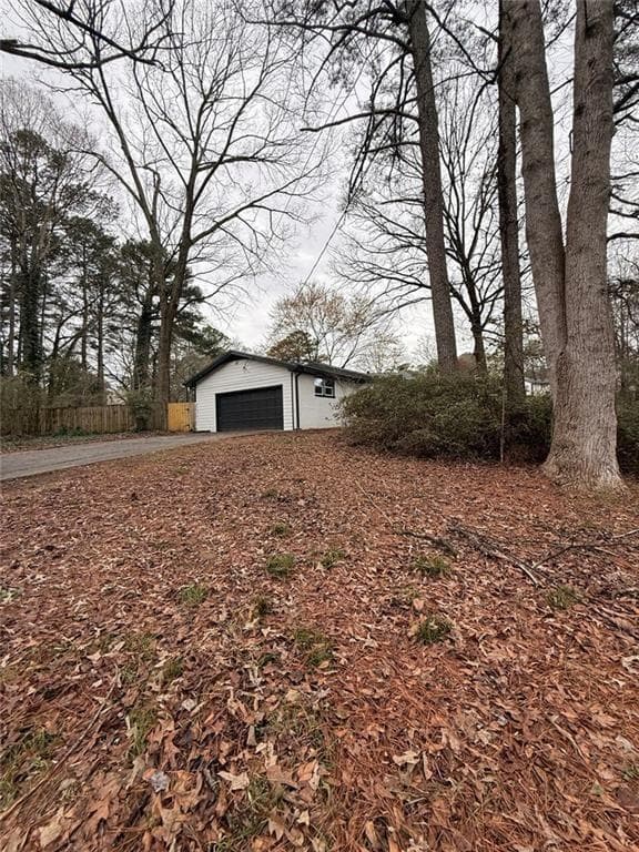 3 bedroom, 2 bathroom single family residence for rent at 1055 Pinecrest Drive, Forest Park, GA 30297 for $2,100 a month — photo 5